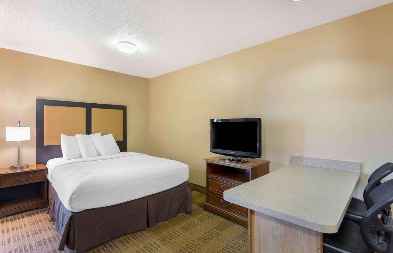 Extended Stay America Suites - Cincinnati - Blue Ash - Reagan Hwy Exterior photo